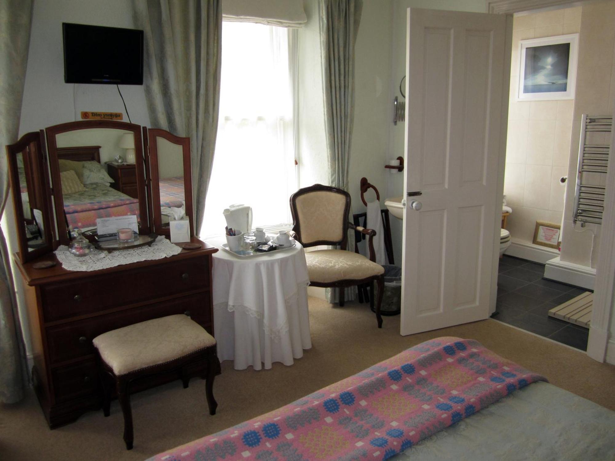 Beechwood House Bed & Breakfast New Quay  Oda fotoğraf